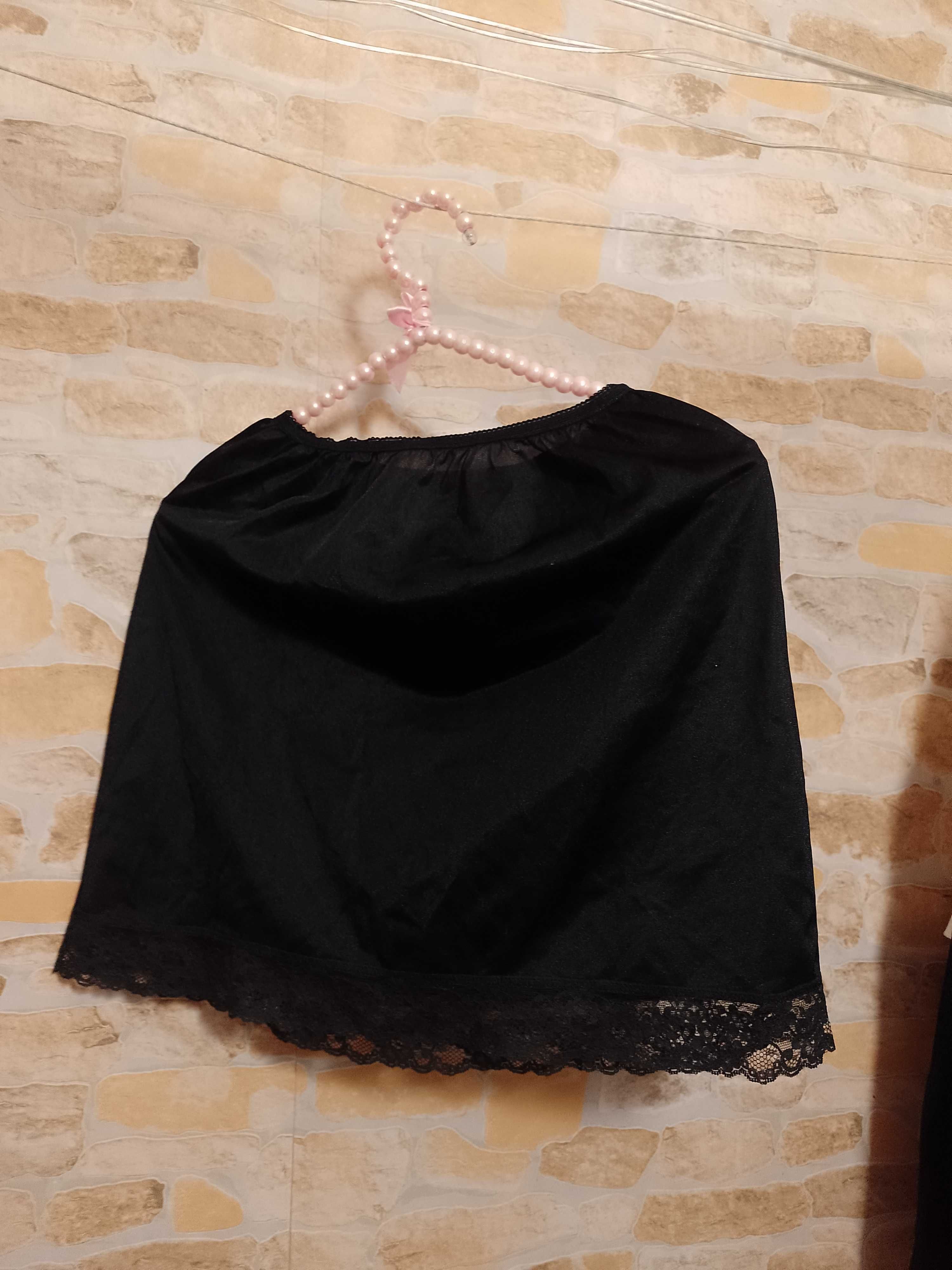 (34/36) (XS/S) Bhs/ Czarna półhalka halka z Londynu