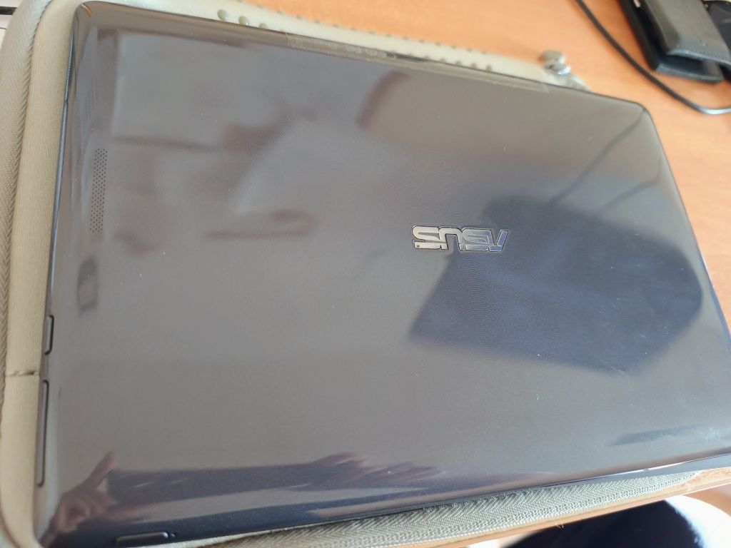 Asus Transformer 2w1 2in1 laptop tablet odpinana klawiatura jak nowy