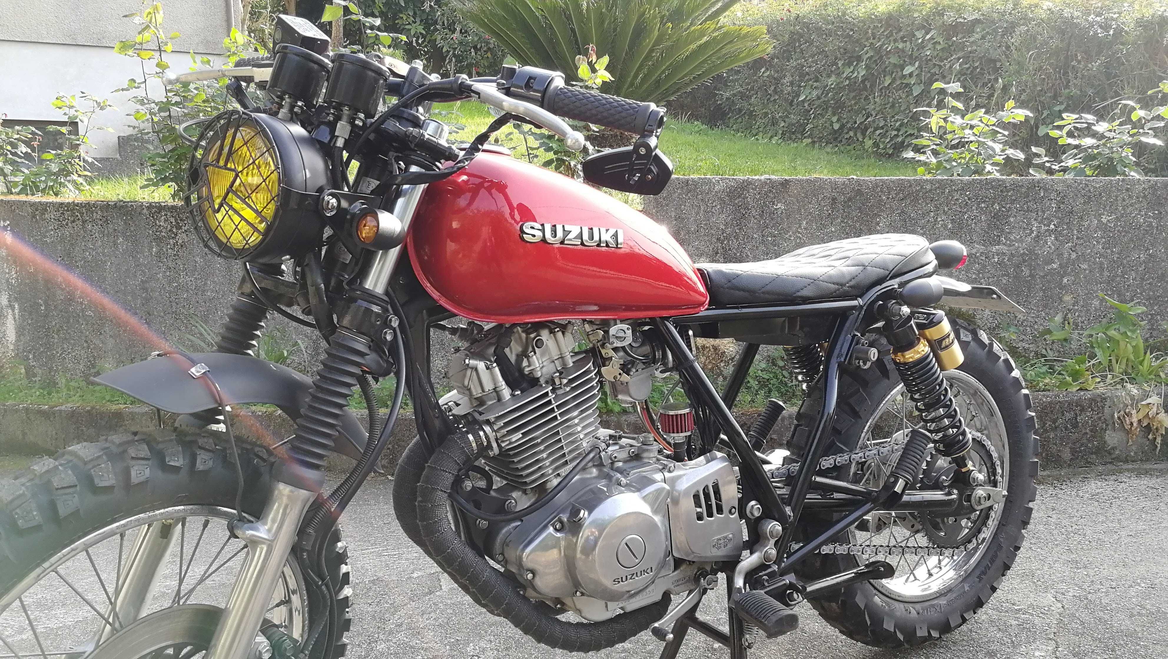 Suzuki GN 250 Scrambler