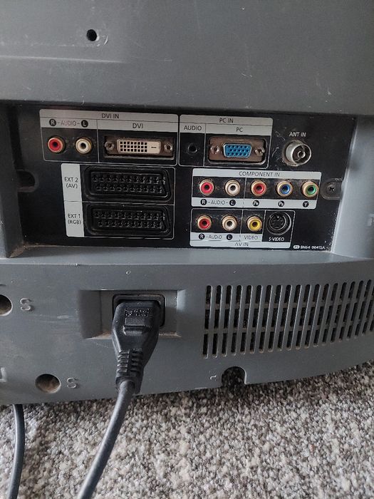 TV Samsung 23 cale
