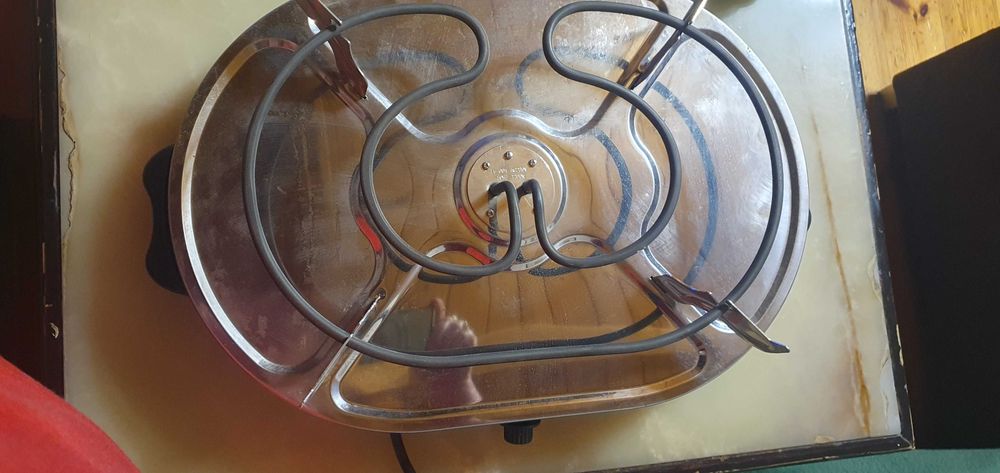 Mocny grill stołowy Clatronic 1200W