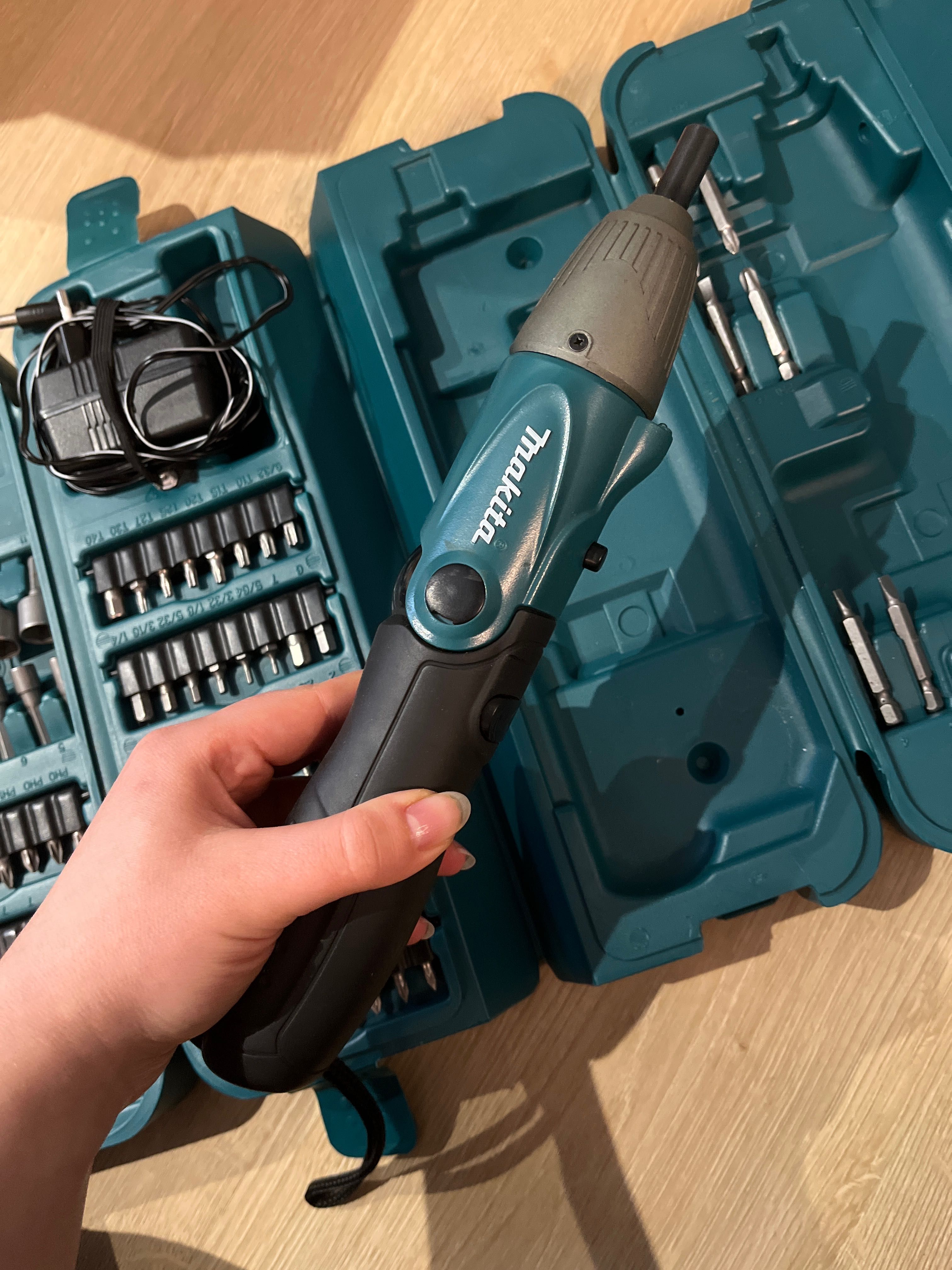 Wkrętarka Makita 6723DW 4,8V
