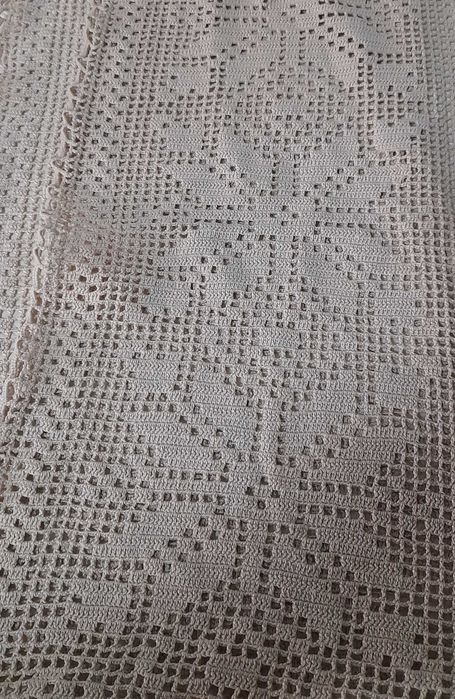 Rendas antigas em muito bom estado