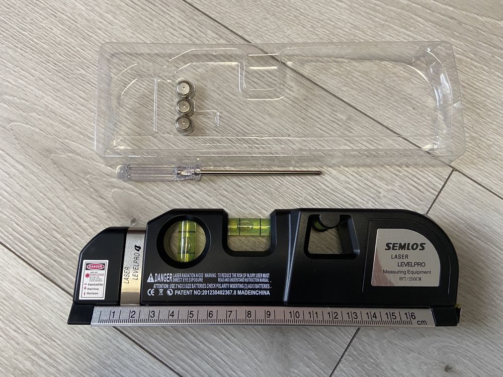 Poziomica laserowa miara