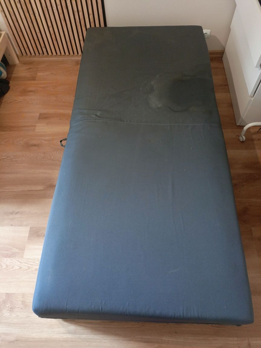 Sofa z funkcją spania