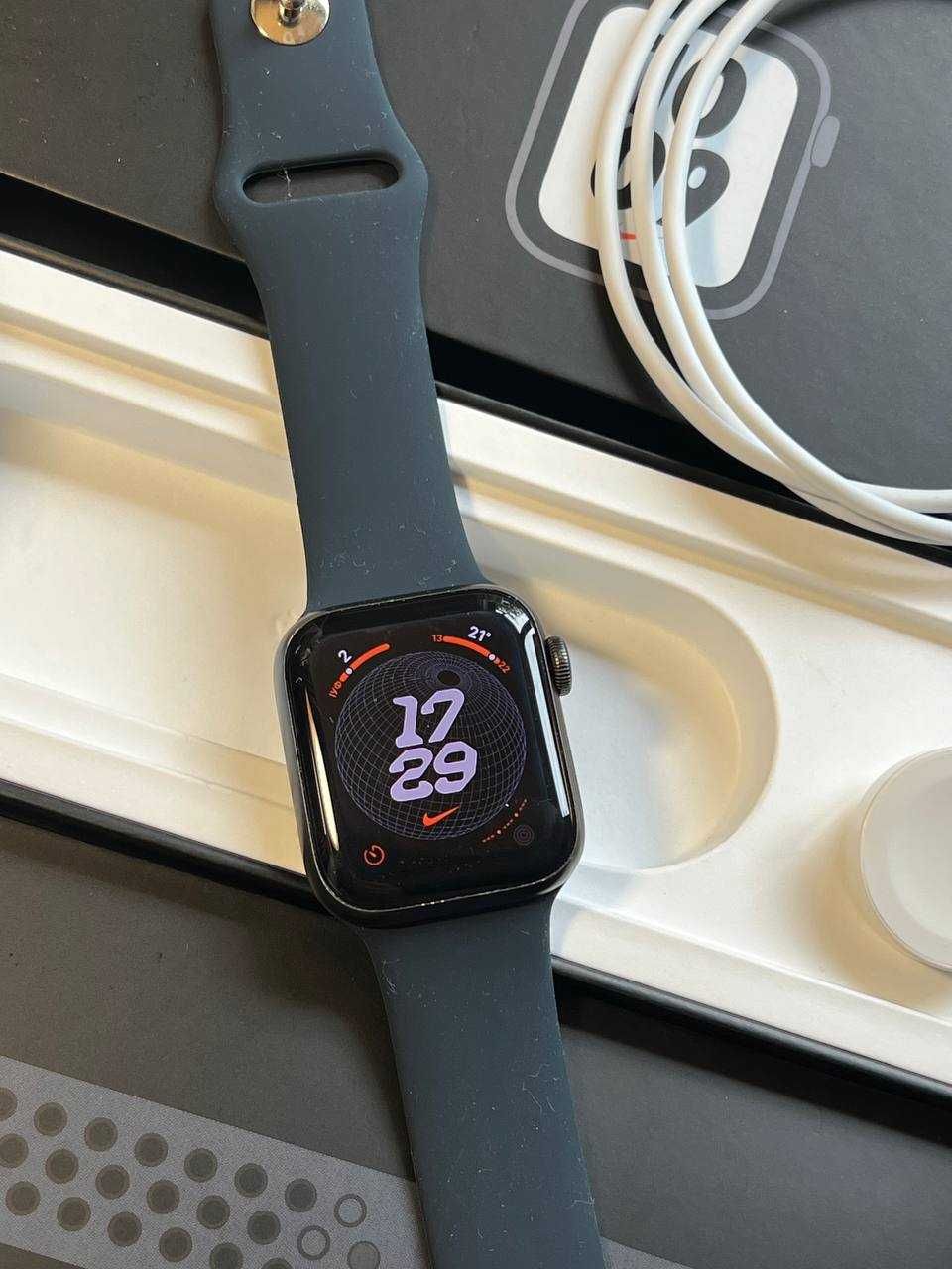Оригінал Apple Watch SE 40mm Повний комплект