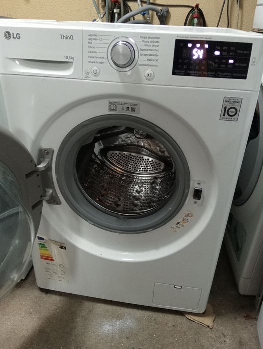 Máquina de lavar roupa LG 10,5kg