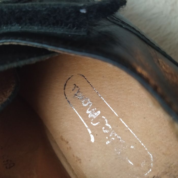 Czarne buty Julia Monti skóra naturalna 37 na rzep ćwieki wygodne okaz