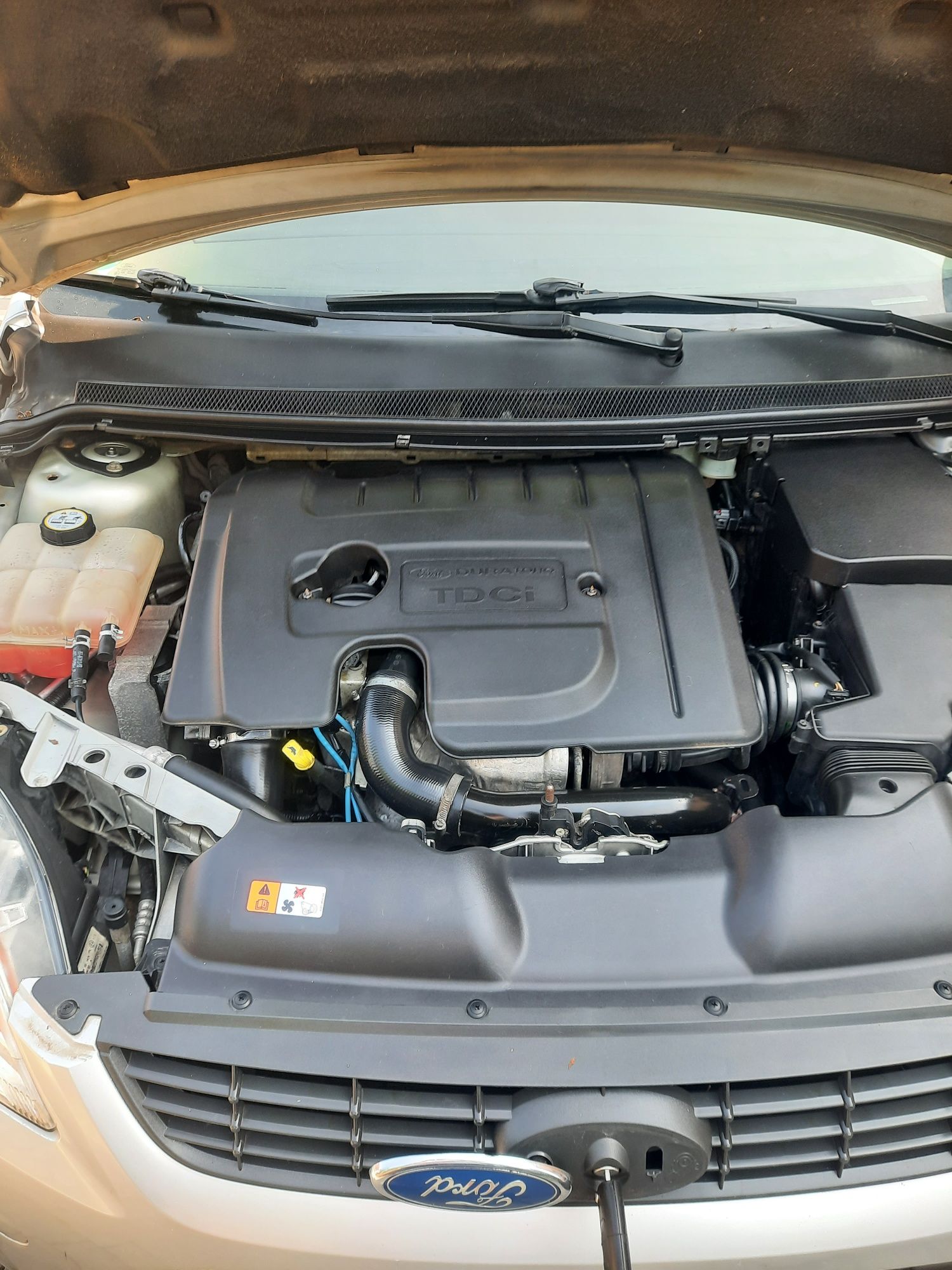 Продам власний автомобіль Ford focus 2010