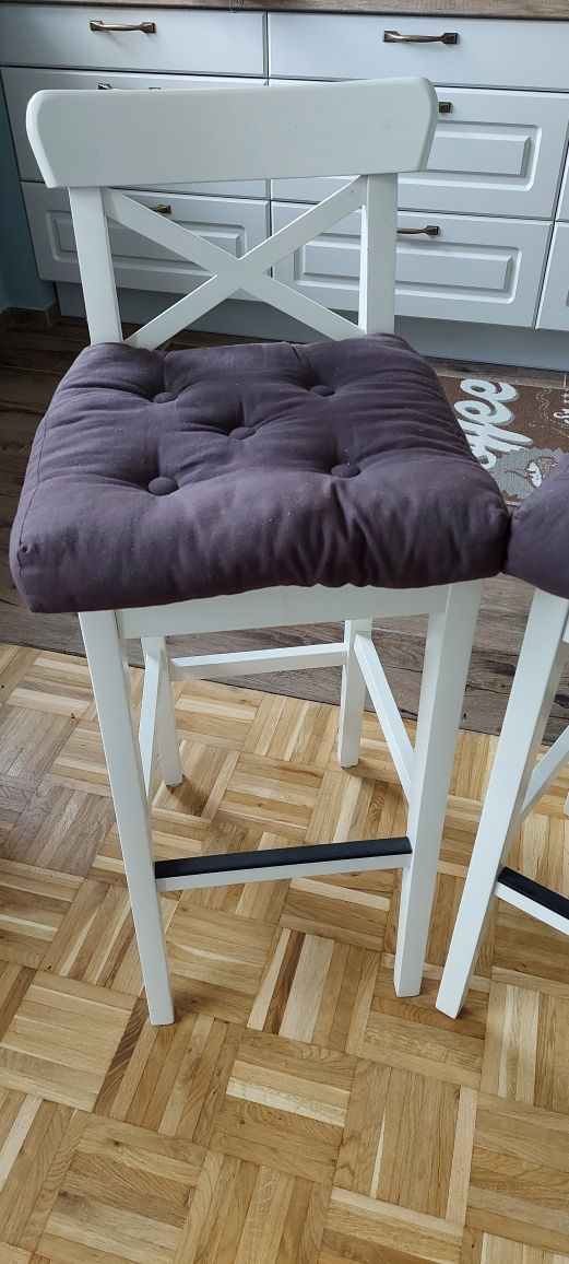 Hoker Ikea Ingolf krzesło wysokie z poduszką