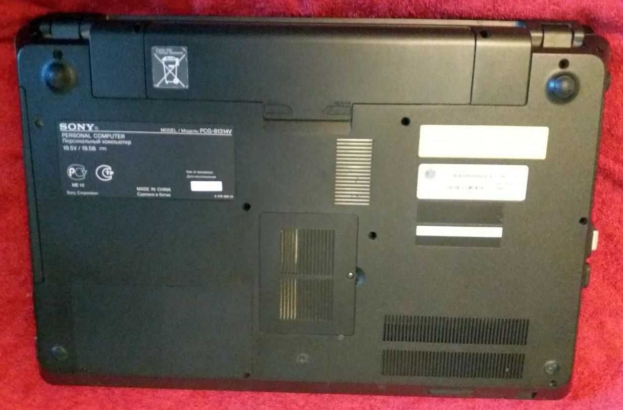 Ноутбук Sony Vaio PCG-81314V под ремонт экран 16.4 Sony VPCF13Z1R/BI