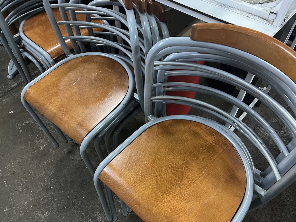Mesas e cadeiras conjunto de 9 mesas + 35 cadeiras