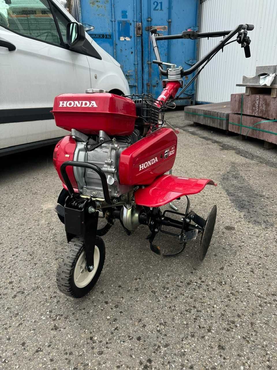 WYNAJEM HONDA FJ 500 DER Glebogryzarka