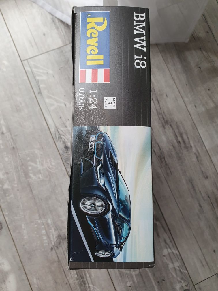 Model do sklejania BMW i 8