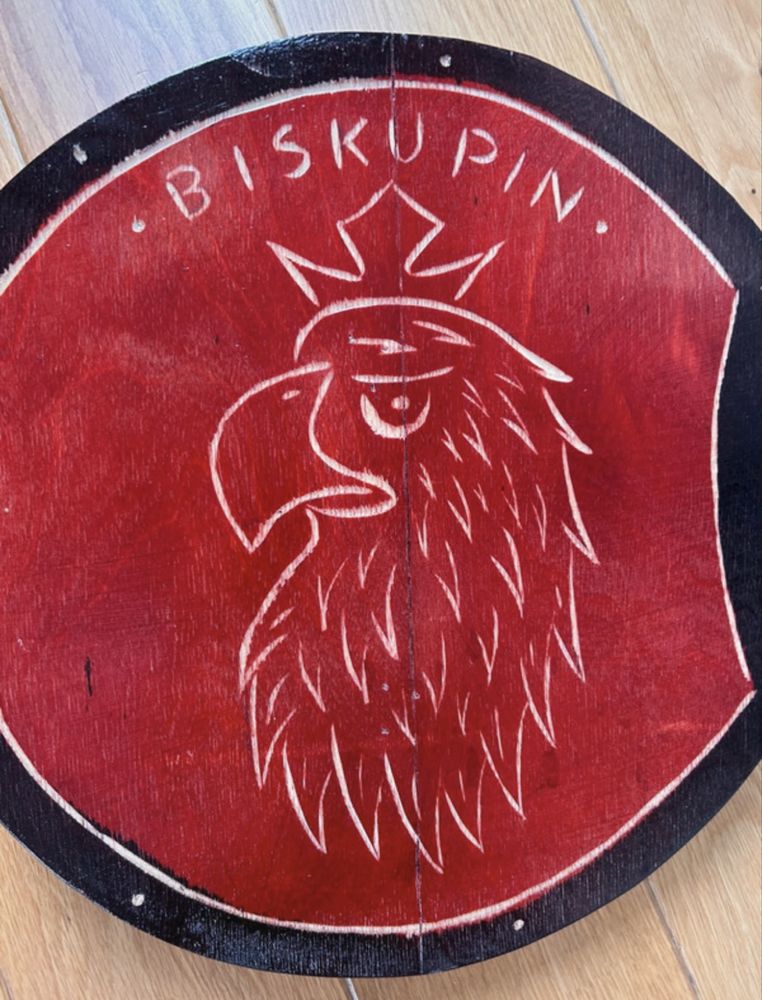 Miecz tarcza drewniana Biskupin