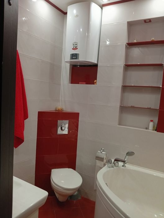 ЦЕНТР, ЛИСТОПАД, 2-х кiмнатна квартира