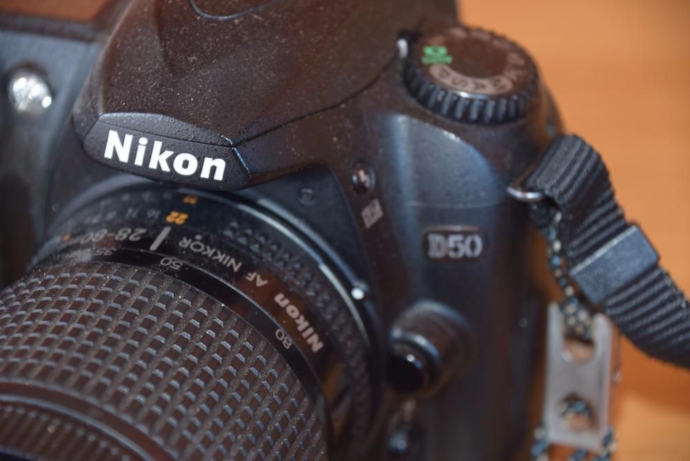 Nikon D50