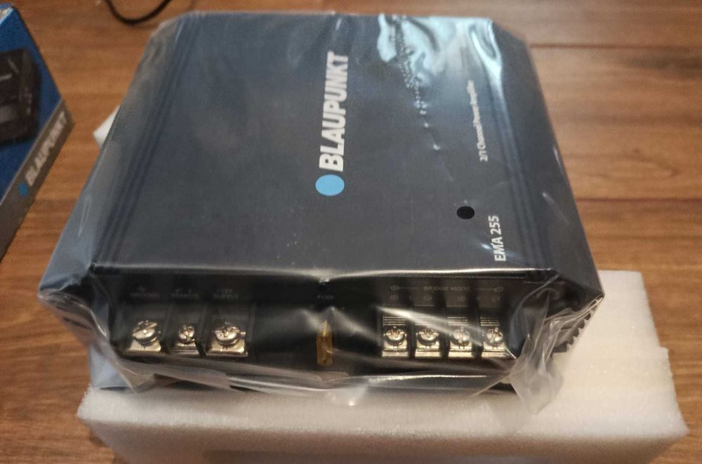 Amplicador Blaupunkt EMA 255   - 600w