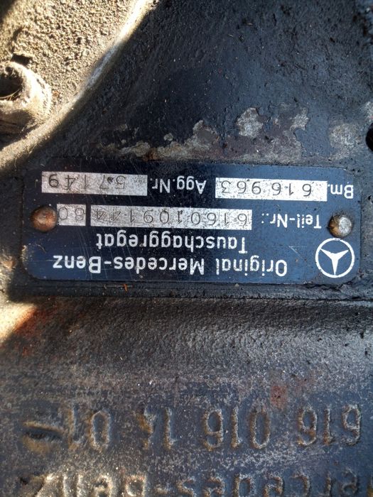 Двигун mercedes mb100 w123 om616