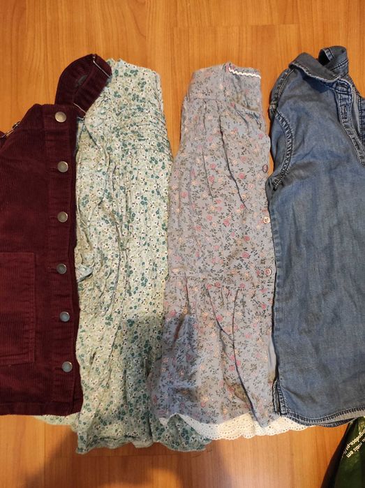 Roupa de menina 4/5 anos