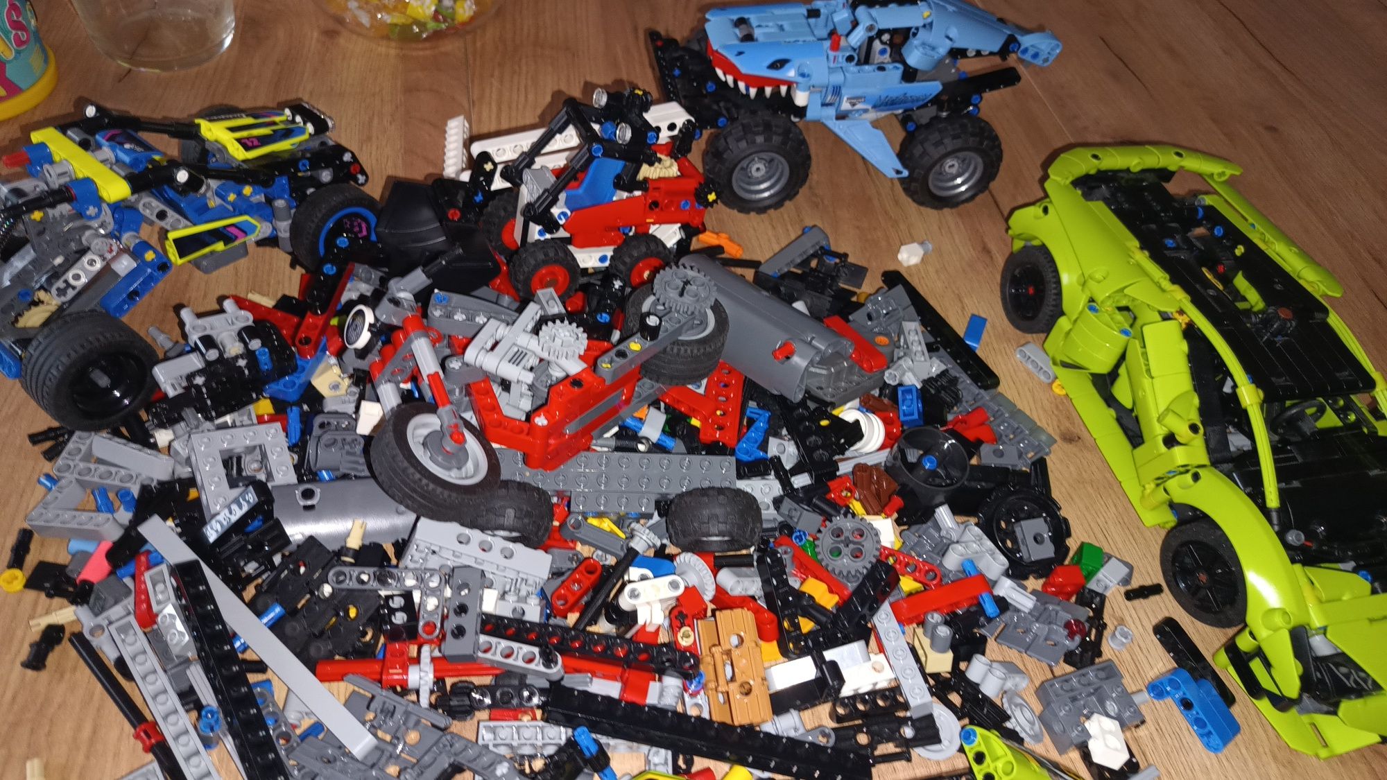 Lego technic 2 kg wyselekcjonowany mix i zestawy
