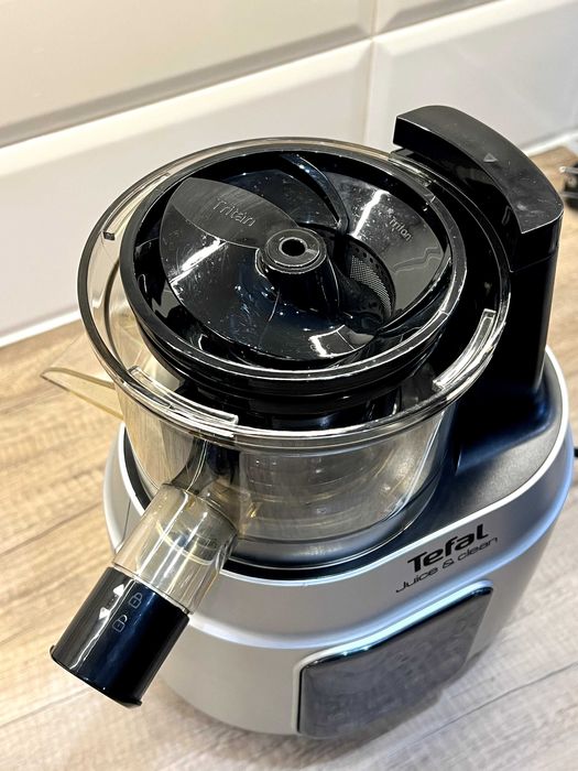 Соковитискач Tefal Juice & Сlean