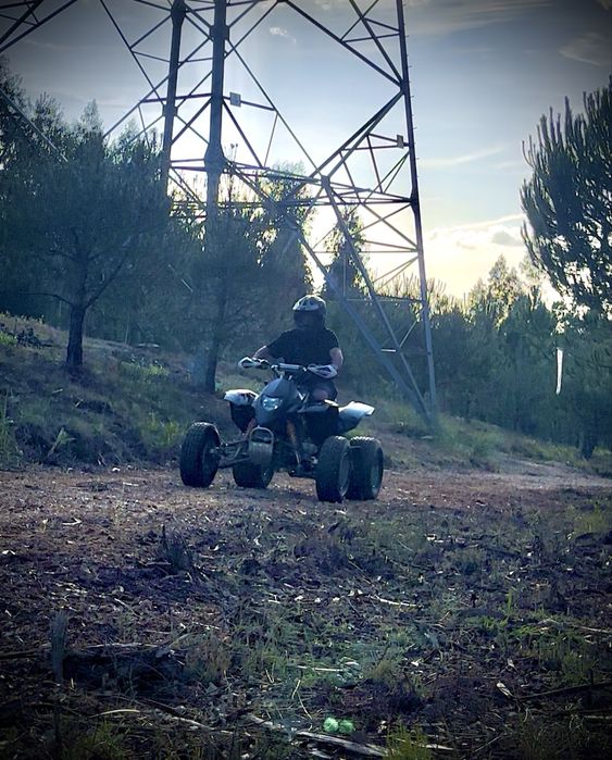 Moto 4 matriculada 2 Lugares de livrete