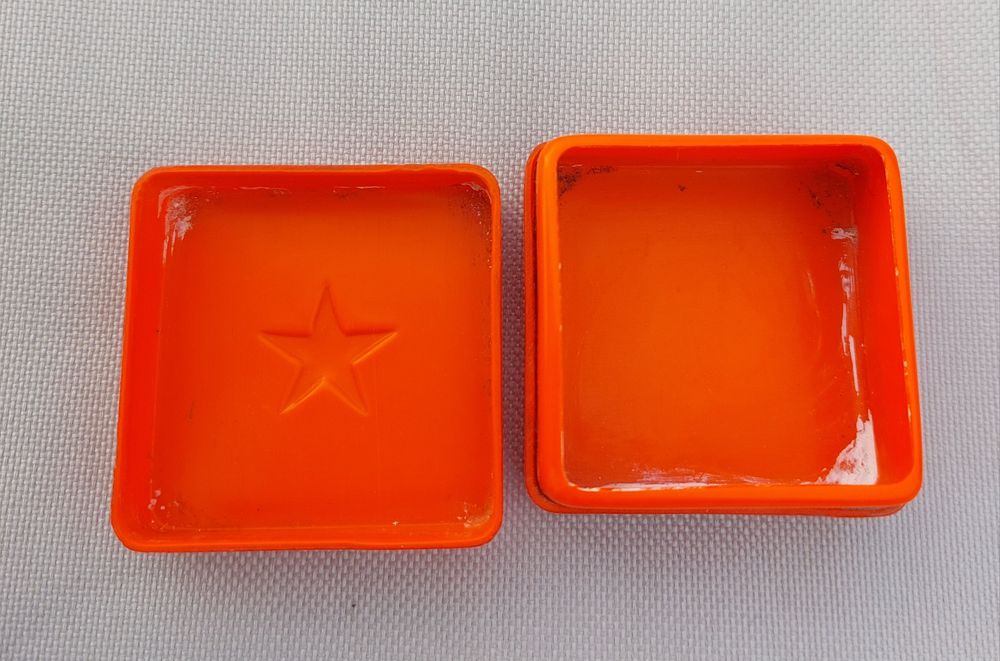 Футляр для зубного порошку ркка