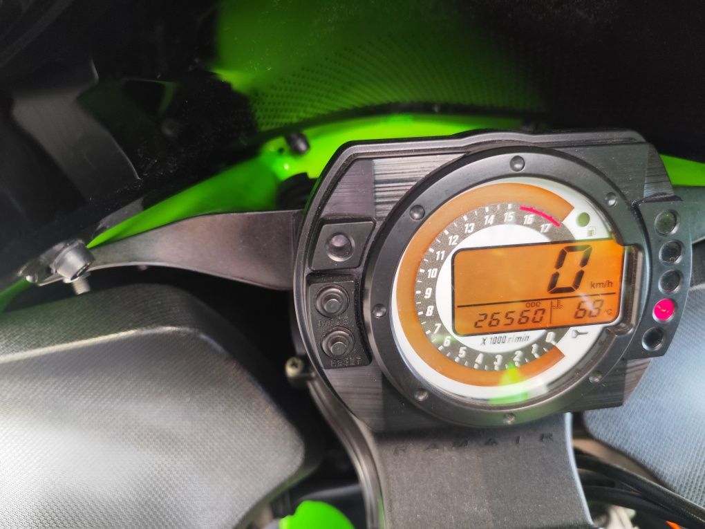 Kawasaki zx6r ninia