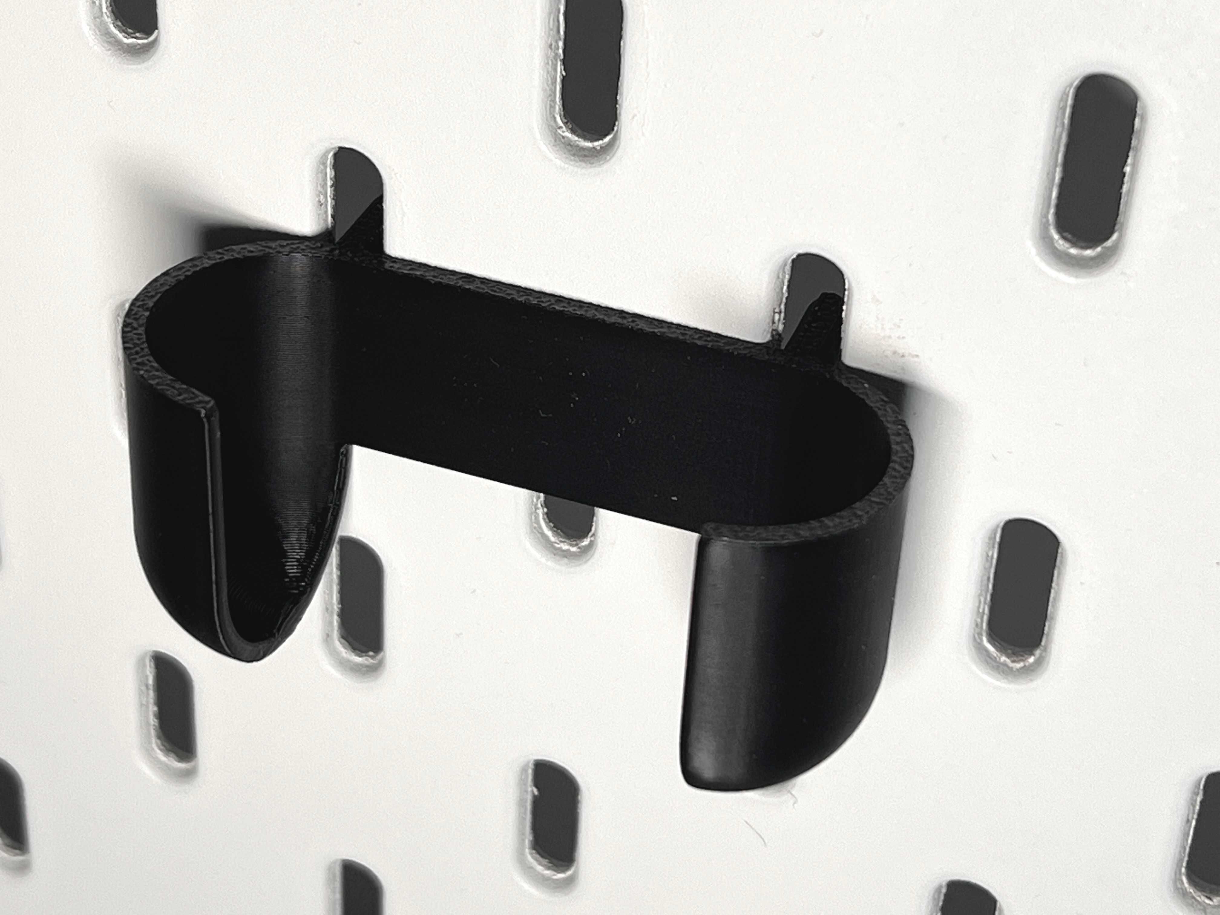 Uchwyt do Apple AirPods Pro / Pro 2 na tablicę Skadis (Ikea) Czarny