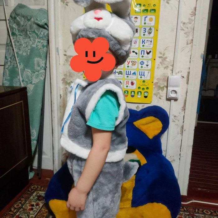 Новорічний костюм зайчика