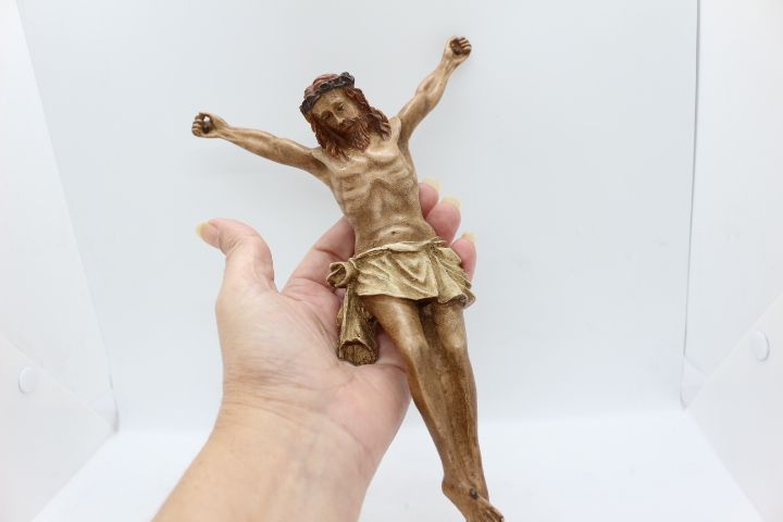 Escultura Cristo Crucificado assinado E. Mendonça XIX