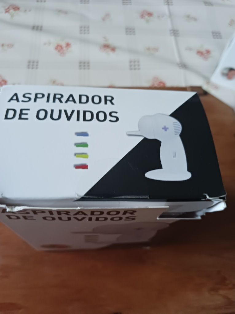 Aspirador para ouvidos. Com 4 pontas macias em silicone novo