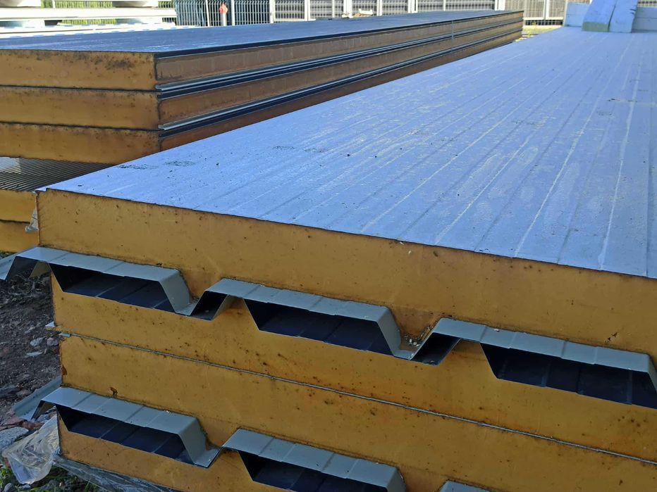 Płyta warstwowa ścienna 40mm II gat.