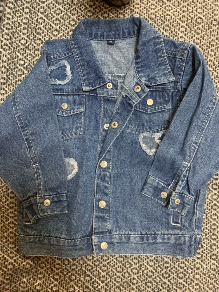 Джинсова гарна куртка на дівчинку 2-3 роки