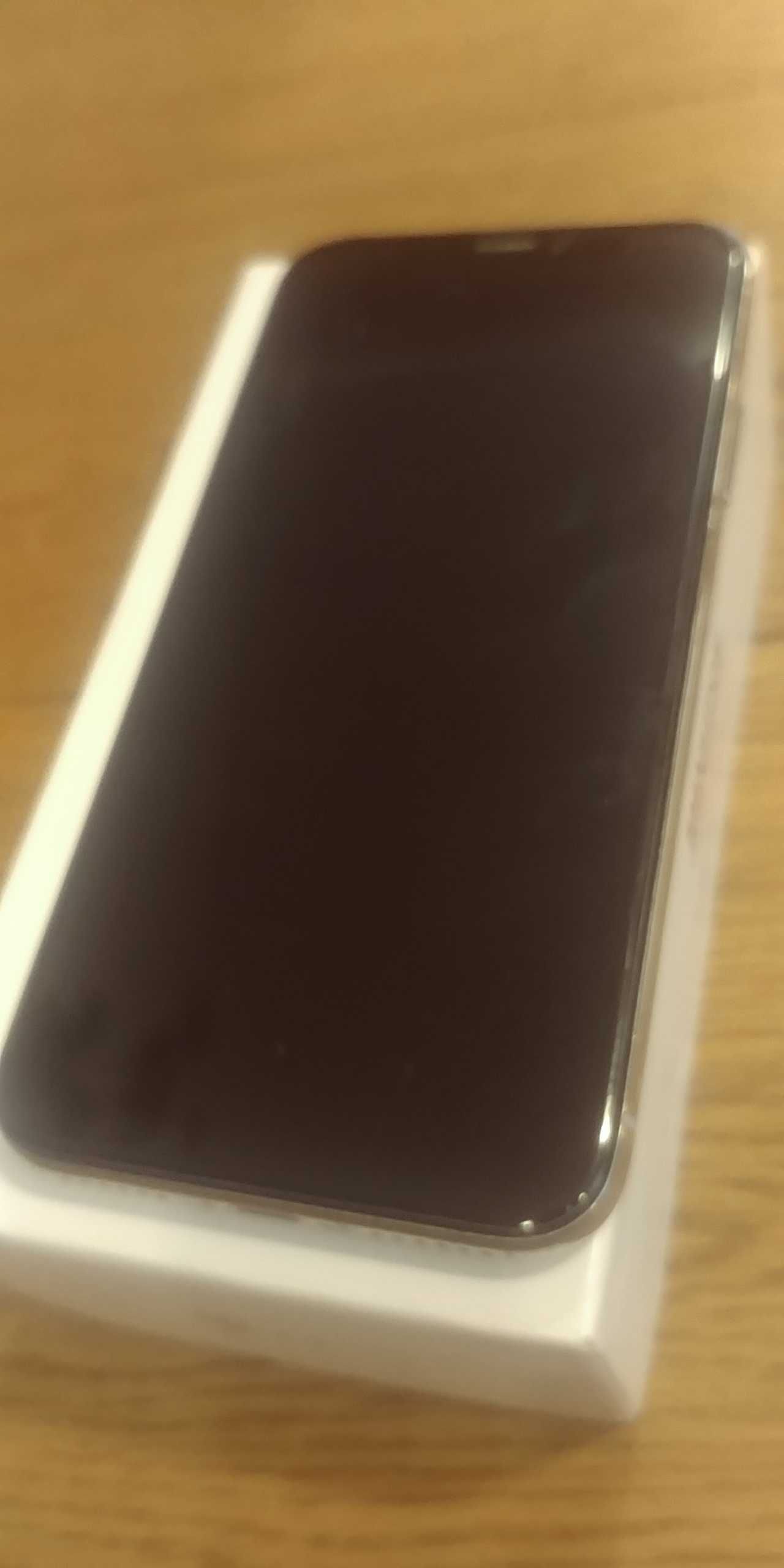 IPhone X 64gb  srebrny