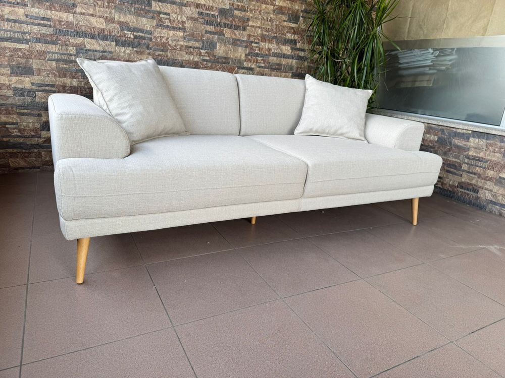 Sofa 3lugares com 1.90