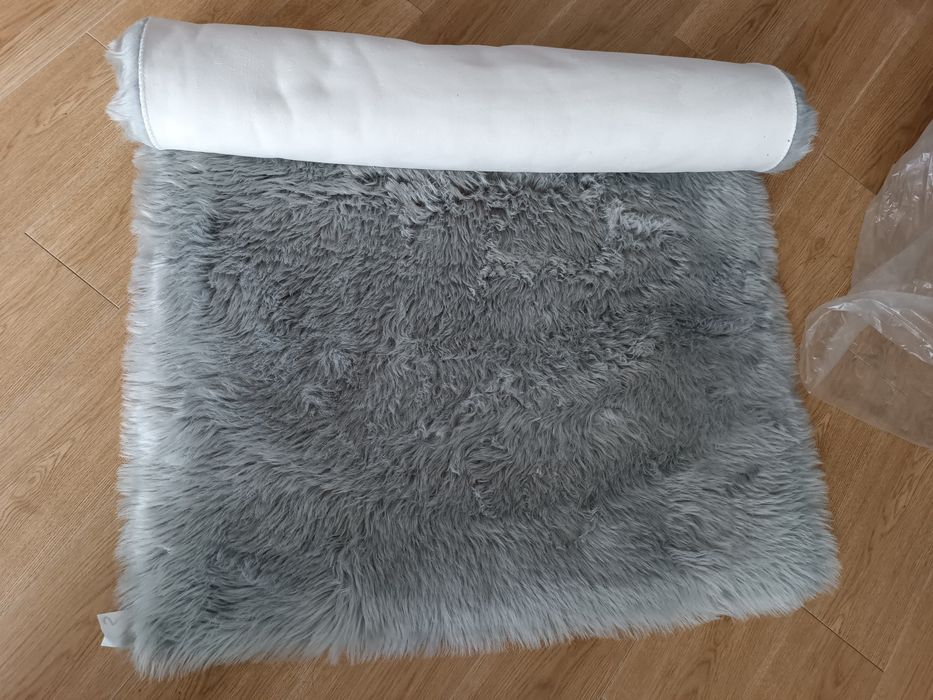 Dywan szary z włosem