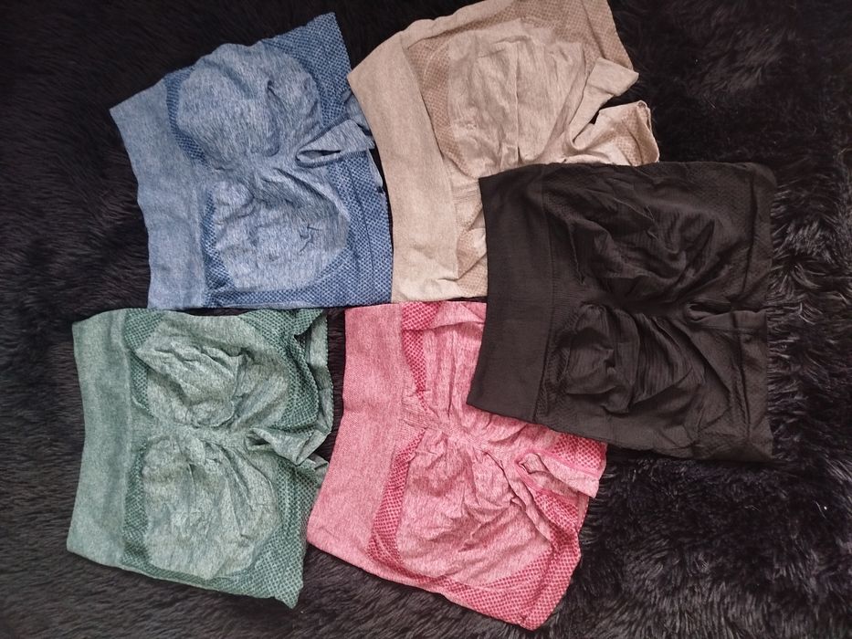 Spodenki push up zestaw nowy