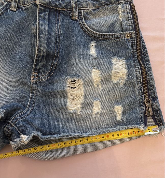 Жіночі джинсові шорти