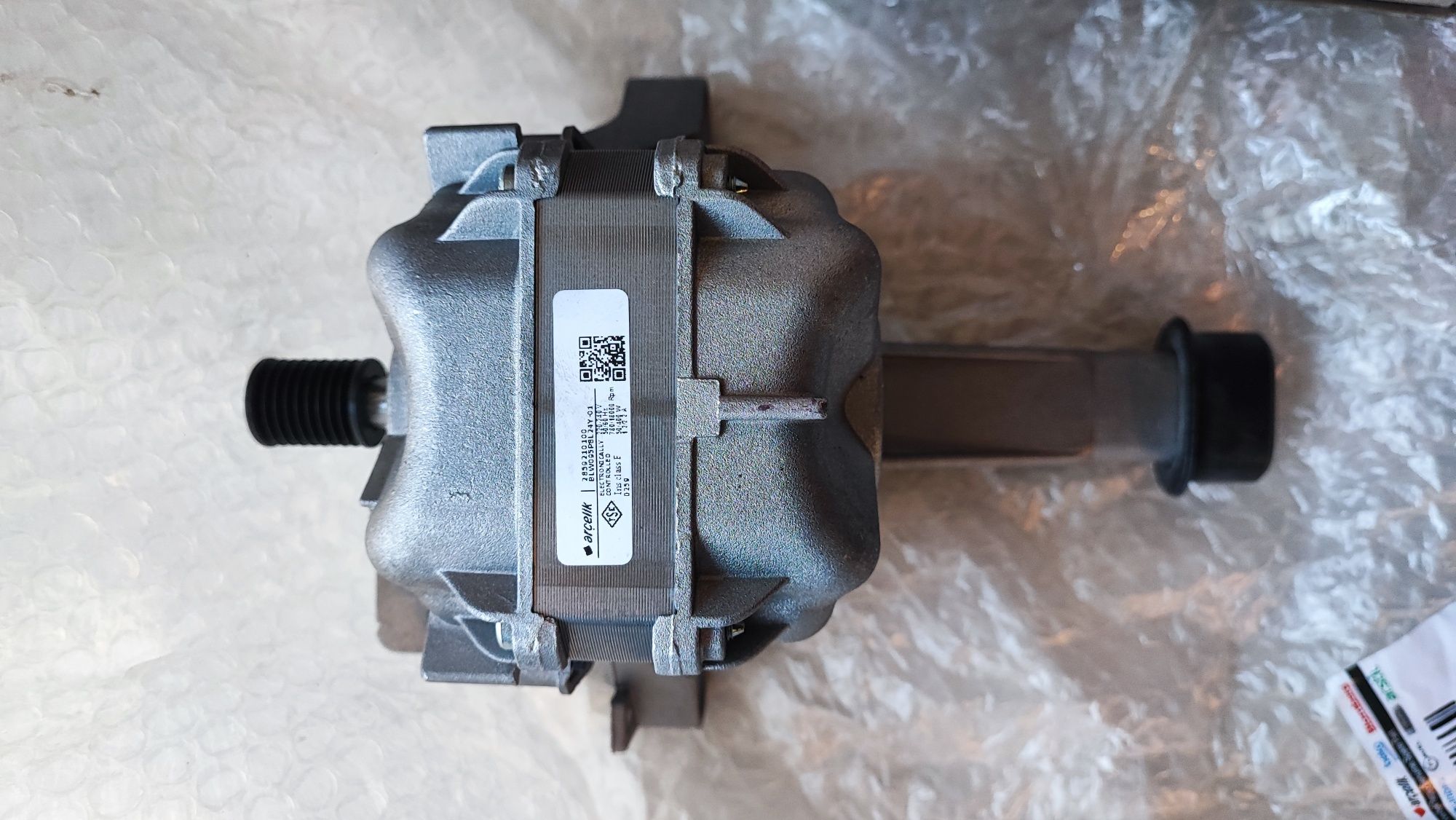 Двигун Beko Arcelin 2859210100