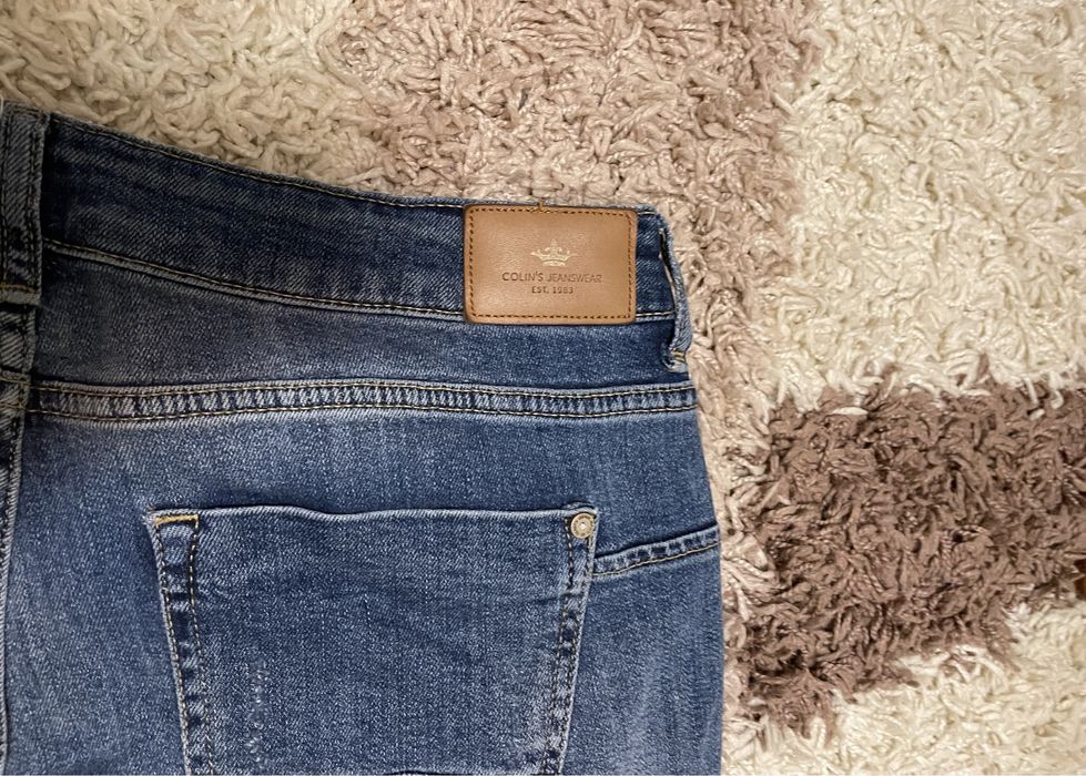 Джинсы женские рваные