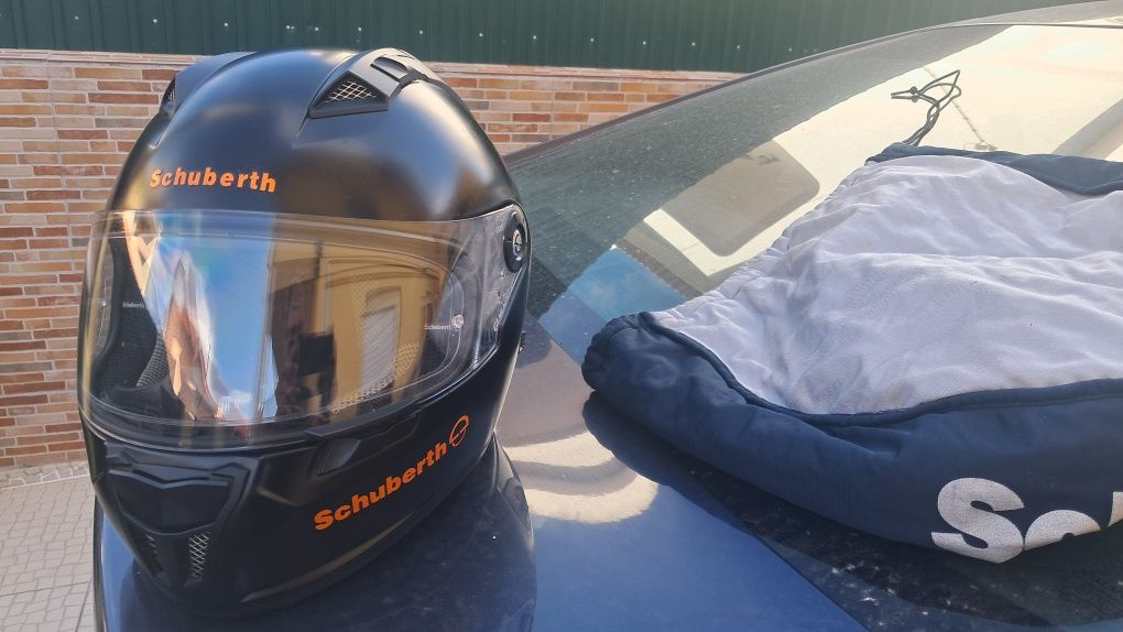 Capacete schuberth SR1