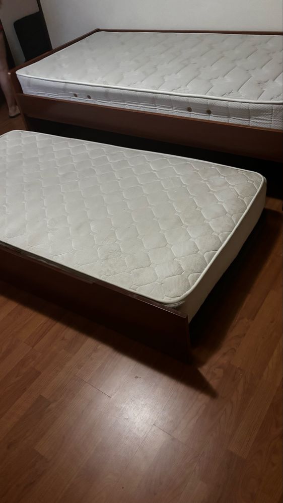 Cama de solteiro que abre e fica de casal