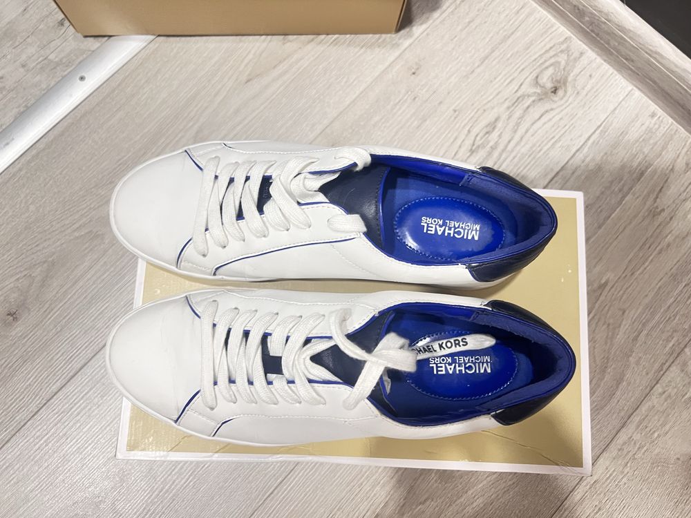 Кеды оригинал  michael kors. Размер 40-40.5. Белые с синим