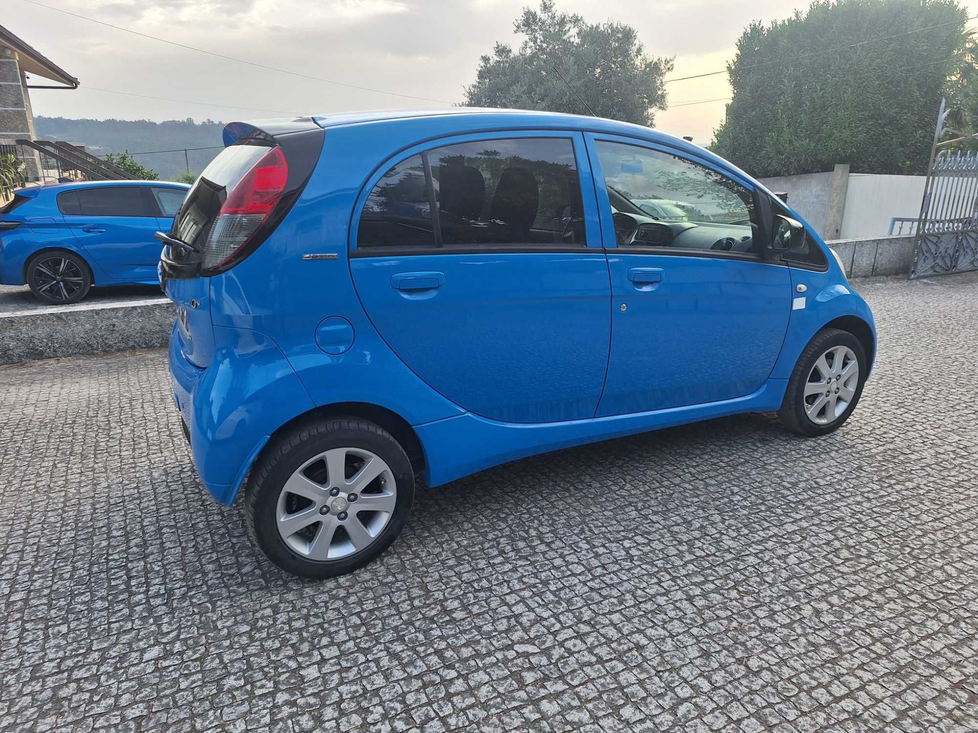 Peugeot ion estimado