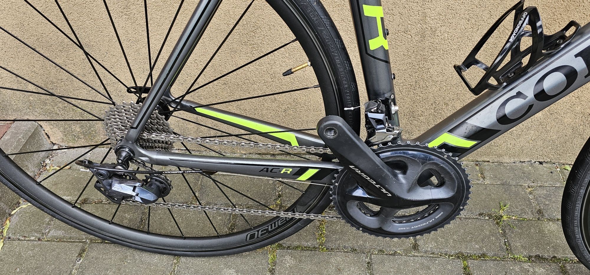 COLNAGO  A-CR  ultegra jak  ridley cube merida carbon