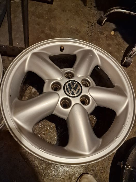 Alufelgi Alusy Koła R15 5x100 Volkswagen