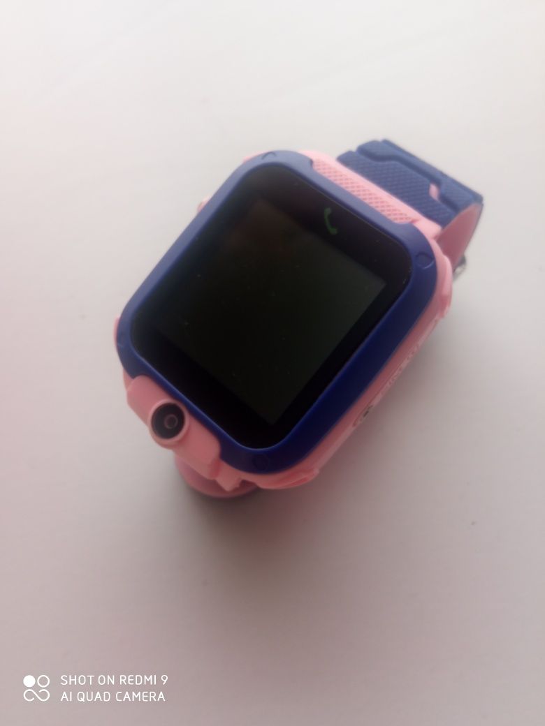Dziecięcy Smartwatch ETU Q12 dla dziewczynki.