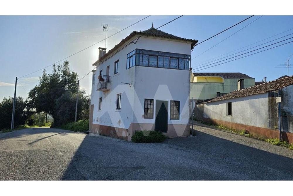 Moradia T3 localizada em Soure | Venda | Investimento | Coimbra